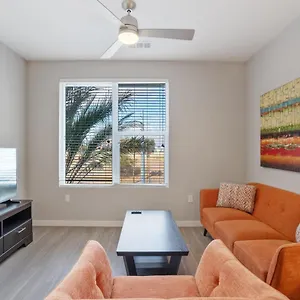 stay-gia-modern-2-bedroom-apartment-with-phoenix.scottsdalehotels.org/